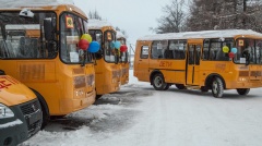 Новый автобус для Малошуйской средней школы