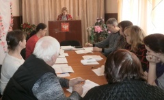 Глава муниципального образования "Нименьгское" Л.Ю.Коголева отчиталась о результатах своей работы за 2014 год перед жителями и Советом депутатов поселения.